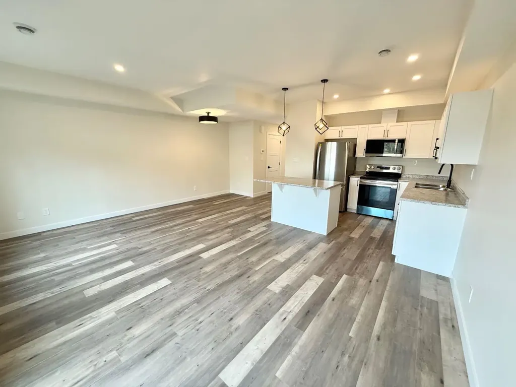 326B Boutin Avenue Hinton AB T7V0B4
