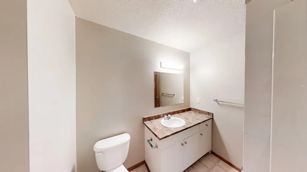 10029 105 Avenue Grande Prairie AB T8V 1H2