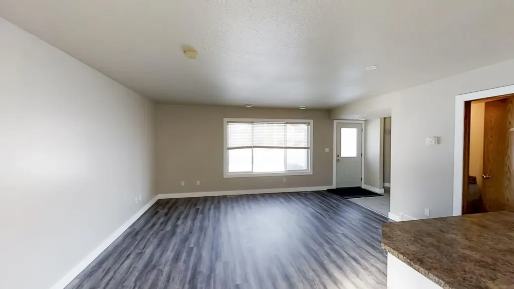 10029 105 Avenue Grande Prairie AB T8V 1H2