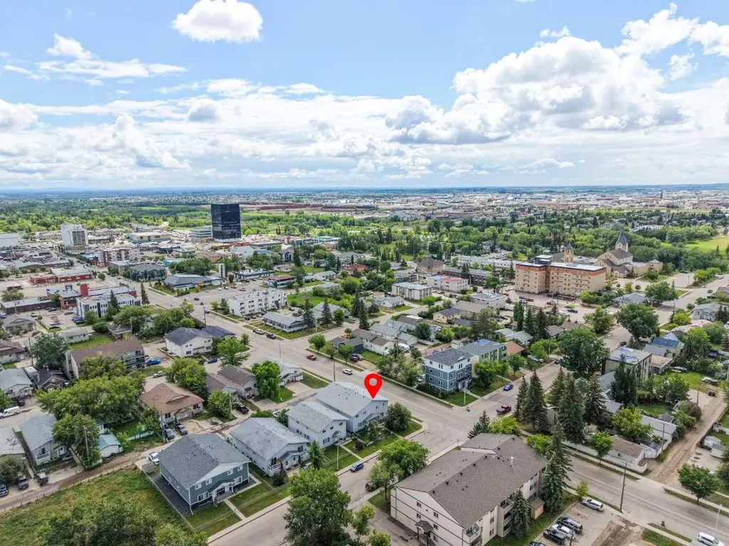 10029 105 Avenue Grande Prairie AB T8V 1H2
