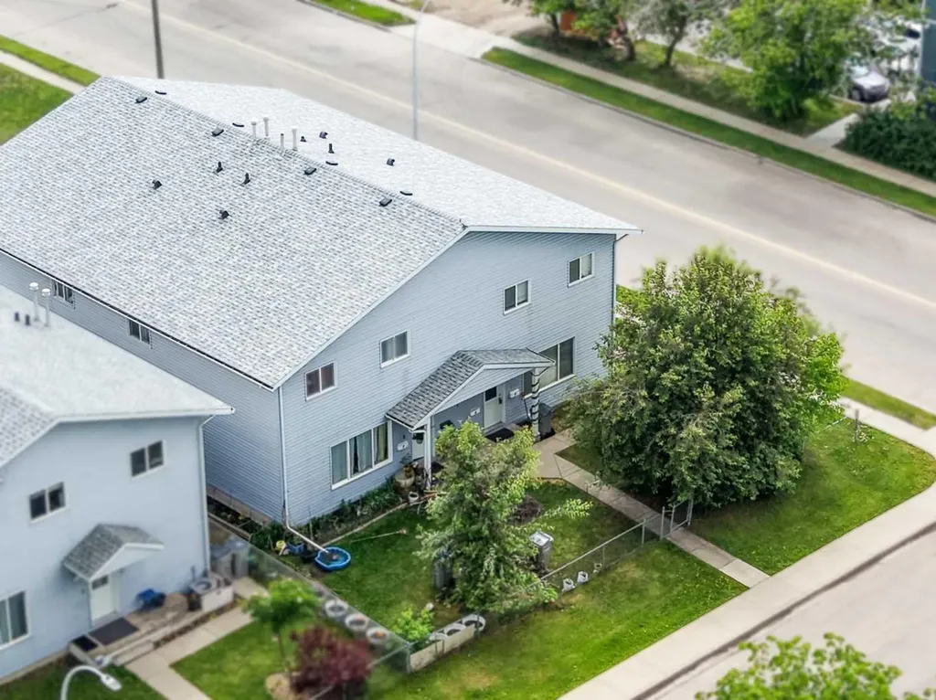 10029 105 Avenue Grande Prairie AB T8V 1H2