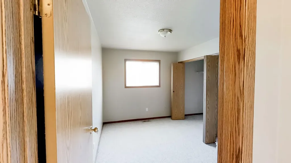 10029 105 Avenue Grande Prairie AB T8V 1H2
