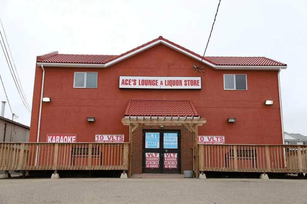 Brooks AB, 341 9 Street E