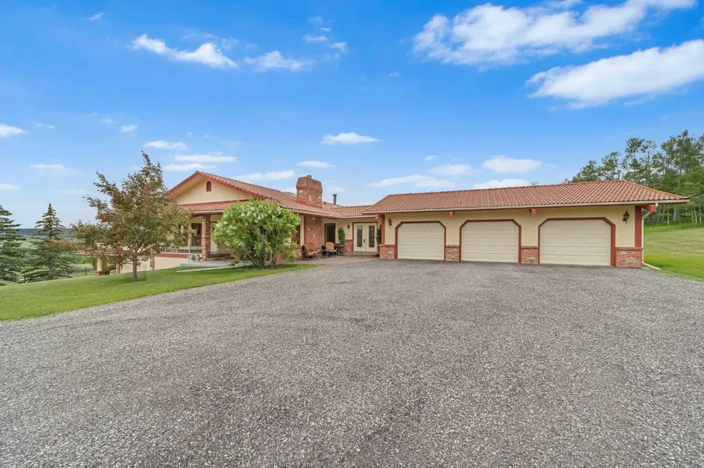 80054 226 Avenue W Rural Foothills County AB T1S 2Z1