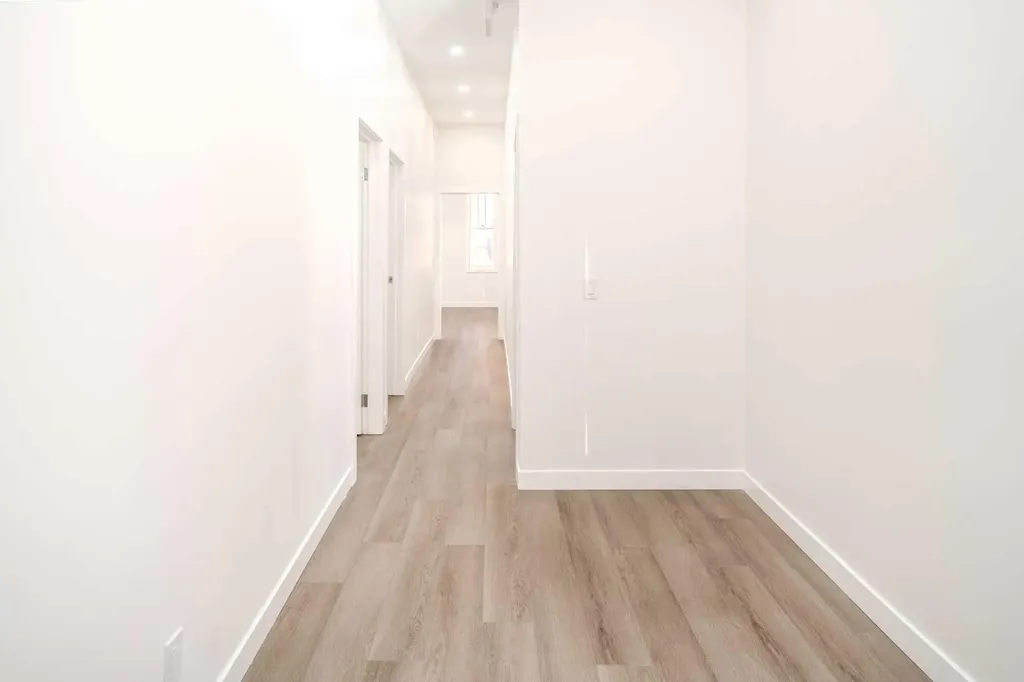 200A Centre Street SE Calgary AB T2G 2B6