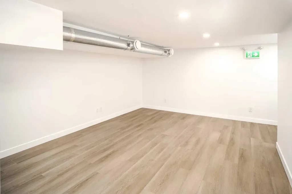 200A Centre Street SE Calgary AB T2G 2B6
