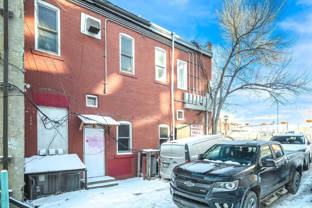 200A Centre Street SE Calgary AB T2G 2B6