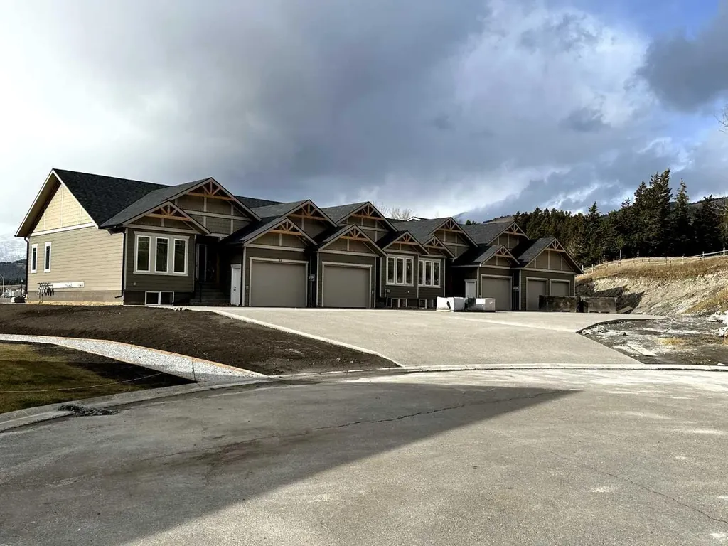 47 Ironstone Drive Coleman AB T0K 0M0