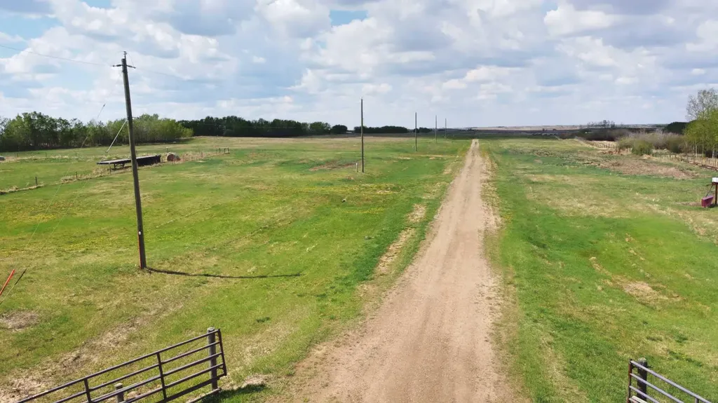 Point Ne-24-45-7-w4 Rural Wainwright No. 61 M.d. Of AB T9W 1T1