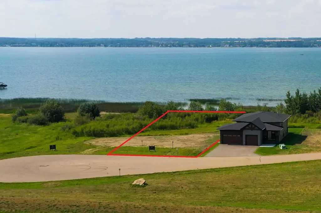 12 Twin Rose Court Jarvis Bay AB T4S 1R8