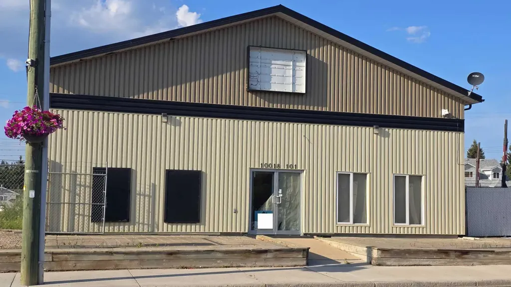 9922 101 Avenue Plamondon AB T0A 2T0