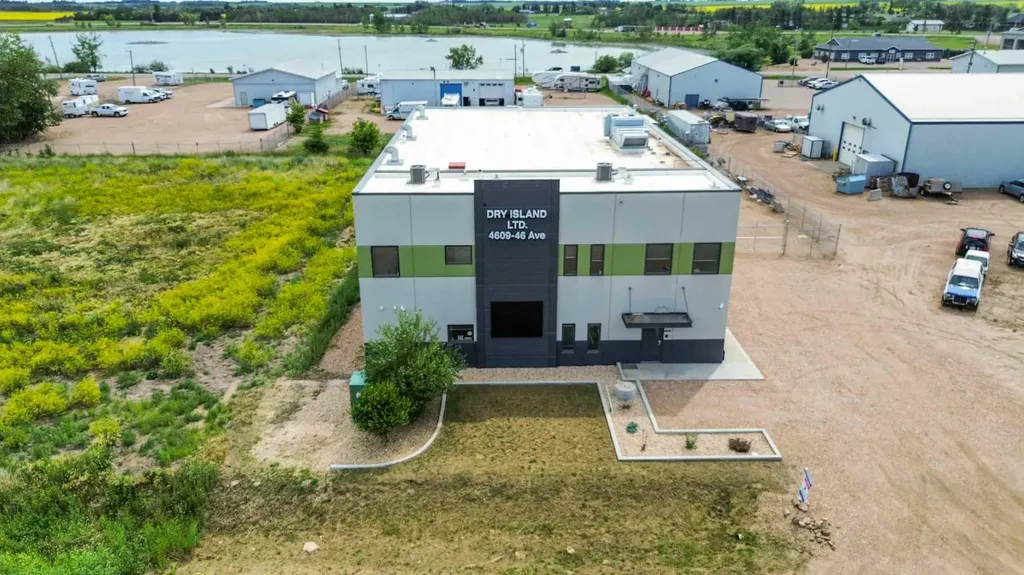 4609 46 Avenue Stettler AB T0C 2L0