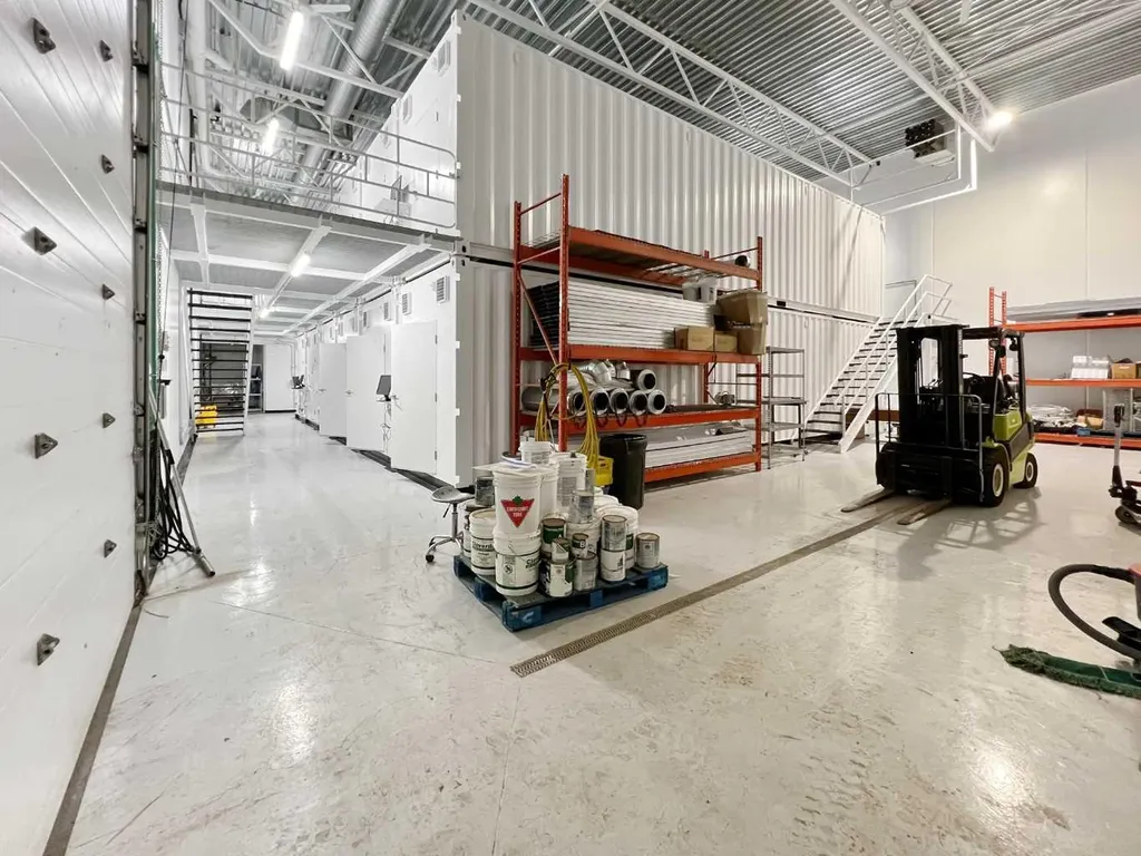 4609 46 Avenue Stettler AB T0C 2L0