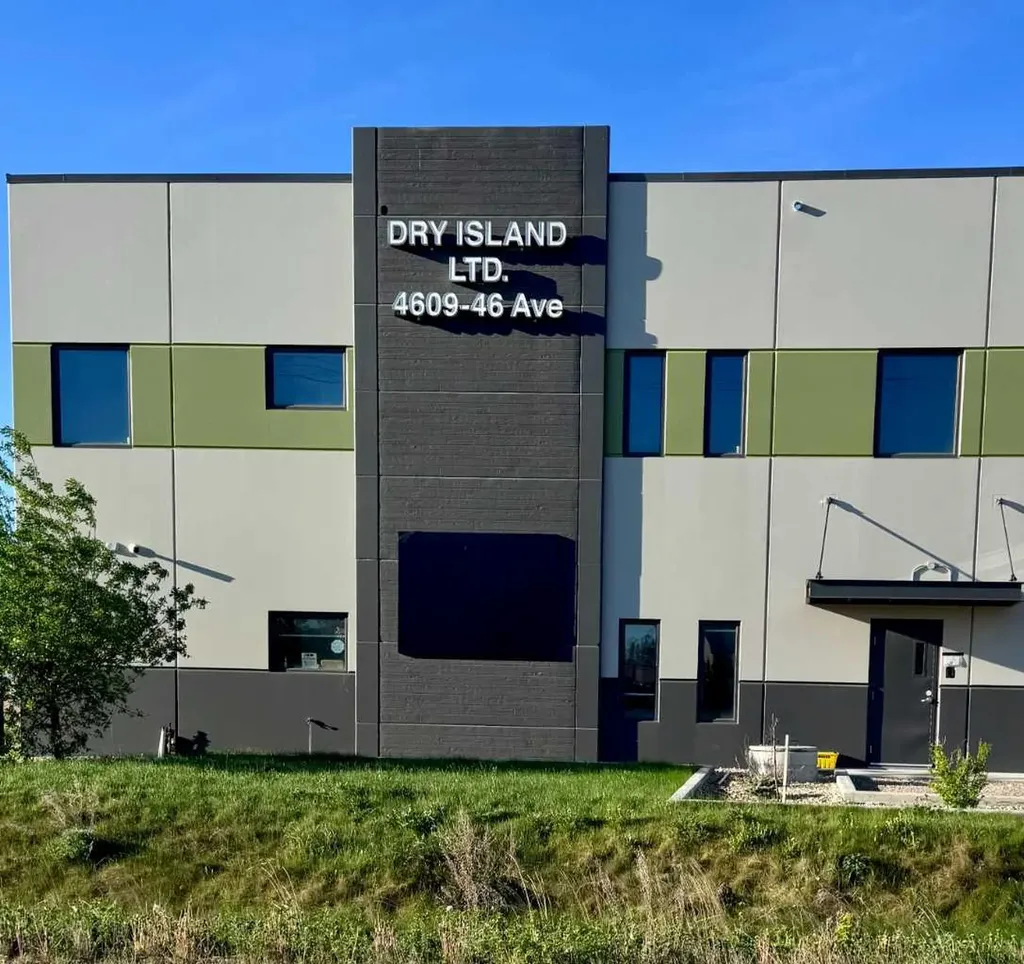 4609 46 Avenue Stettler AB T0C 2L0