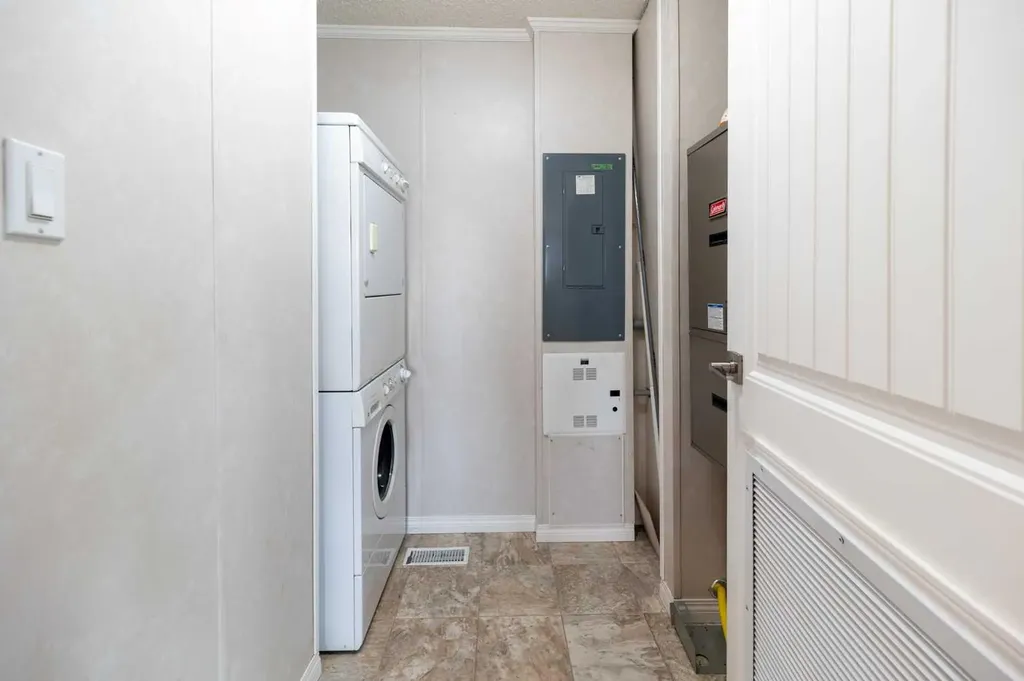 2814 48 Avenue Athabasca AB T9S 0A5
