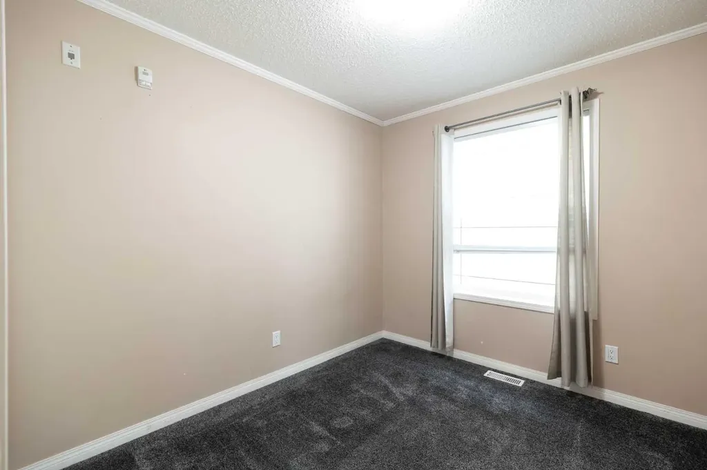 2814 48 Avenue Athabasca AB T9S 0A5