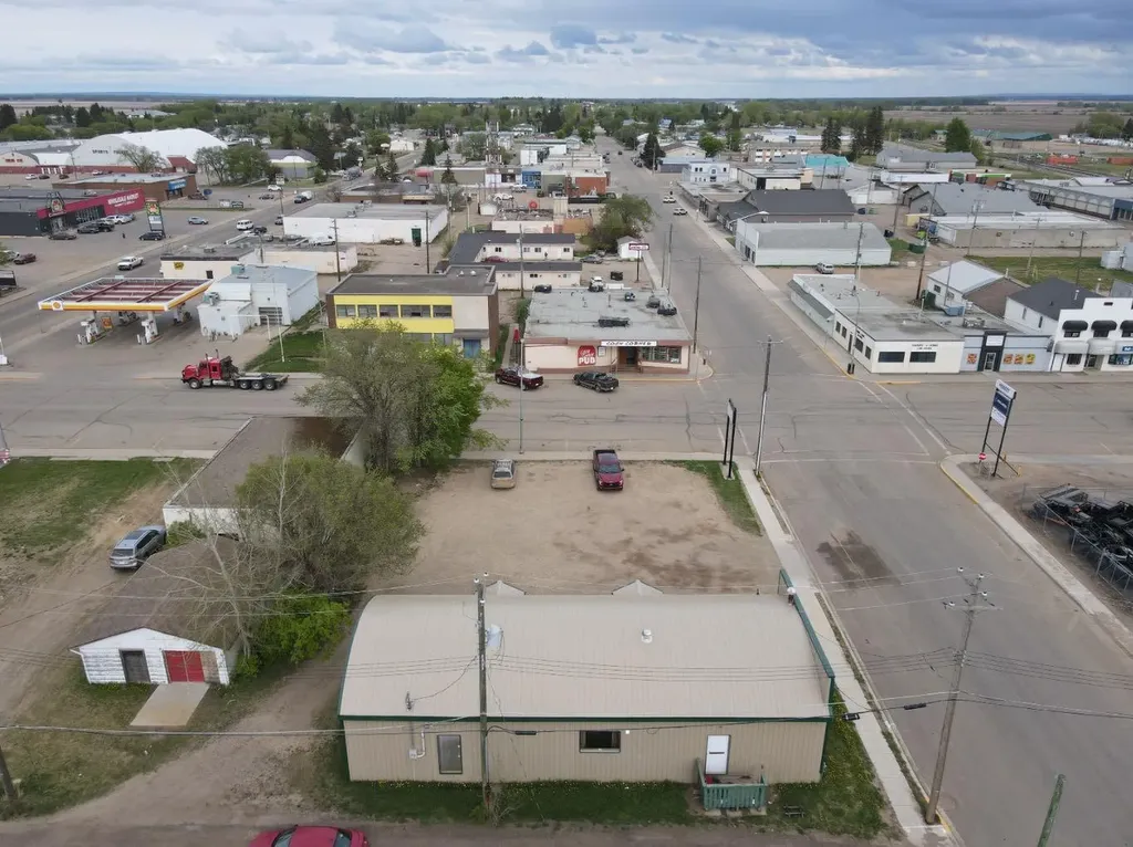 50 Street High Prairie AB T0G 1E0