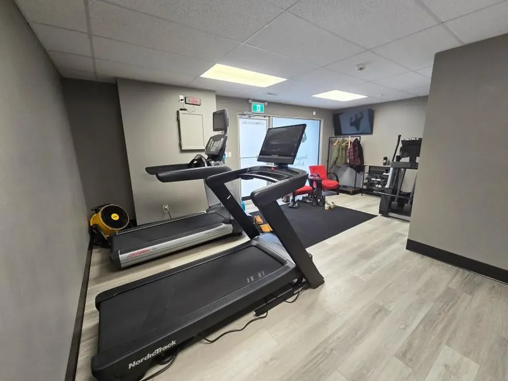 4418 50 Avenue Red Deer AB T4N 3Z6
