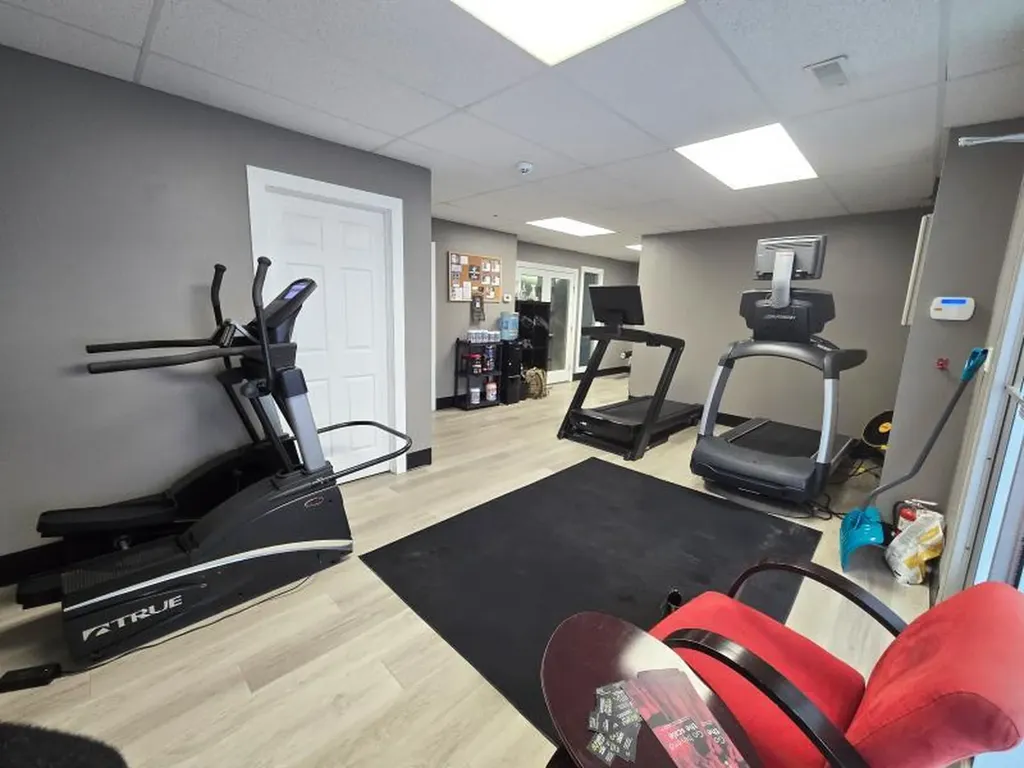 4418 50 Avenue Red Deer AB T4N 3Z6