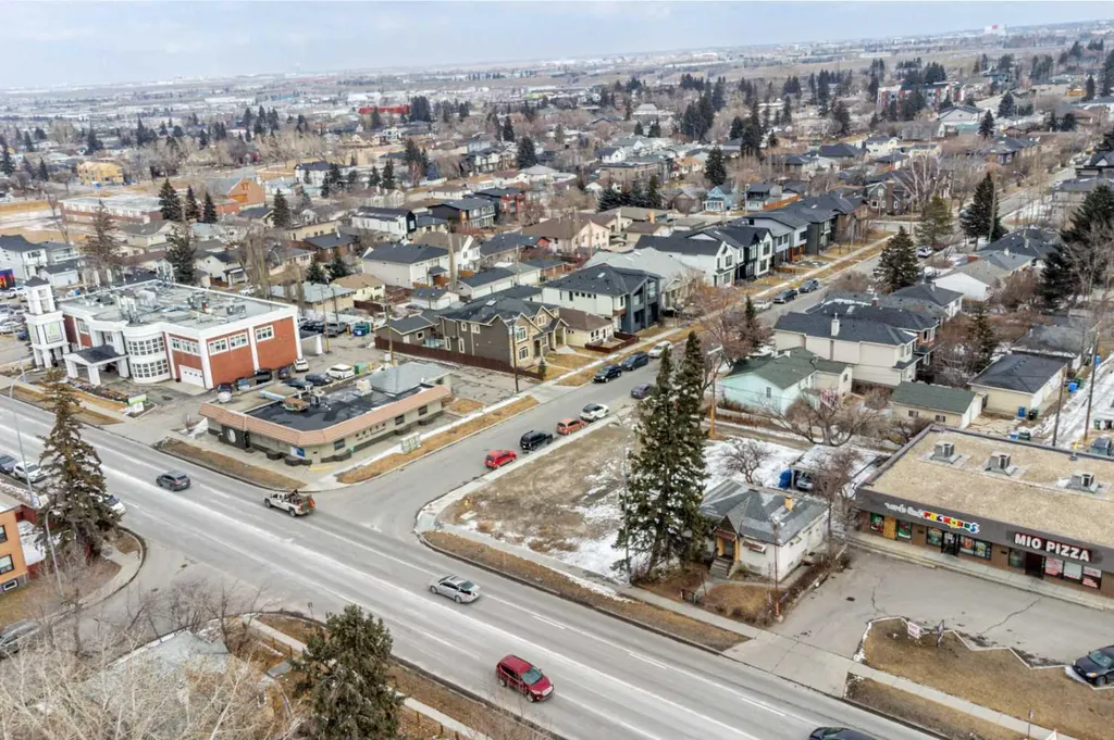 2620 Centre Street NE Calgary AB T2E 2V4