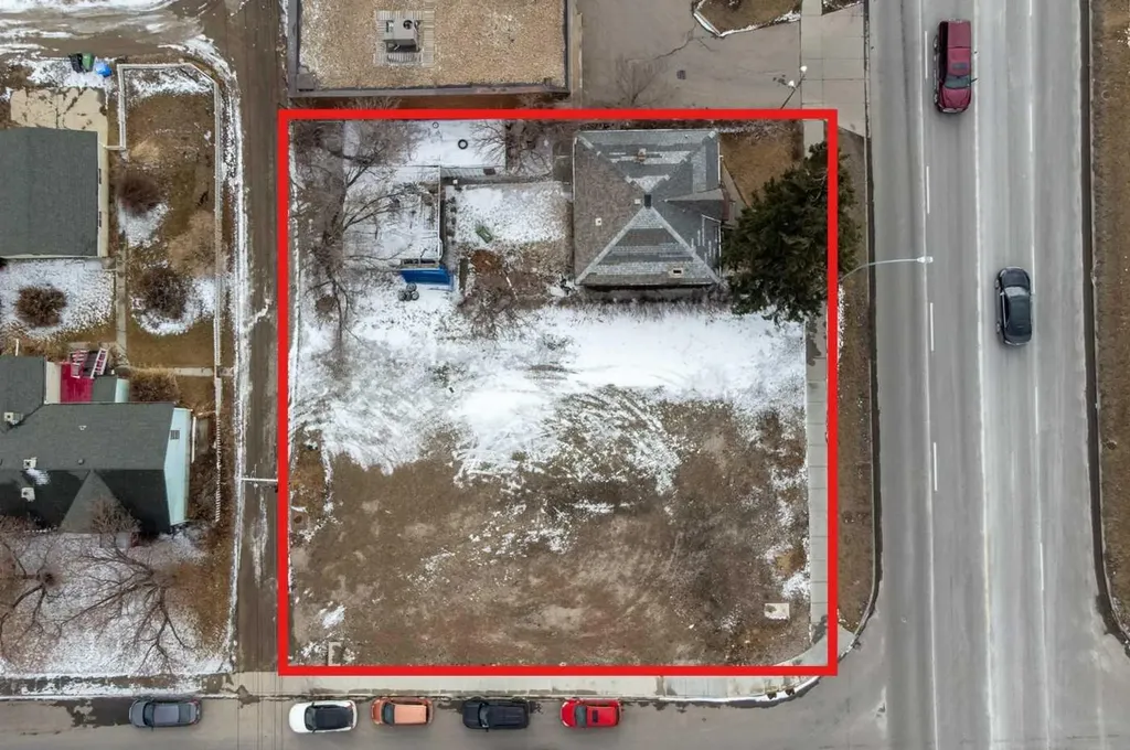 2620 Centre Street NE Calgary AB T2E 2V4