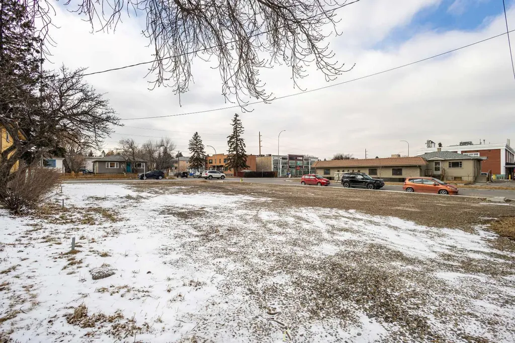 2620 Centre Street NE Calgary AB T2E 2V4