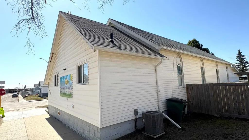 5104 48 Street Provost AB T0B 3S0