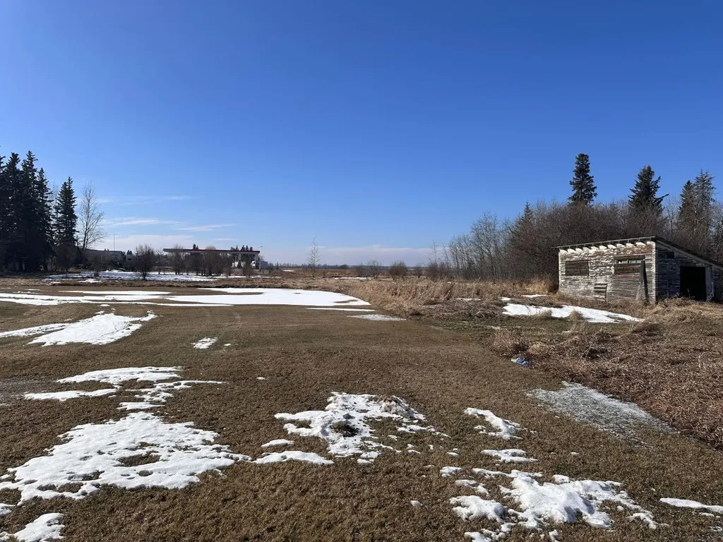 4902 50 Avenue Grassland AB T0A 1V0