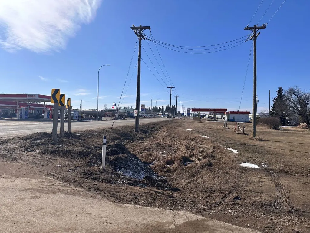 4902 50 Avenue Grassland AB T0A 1V0