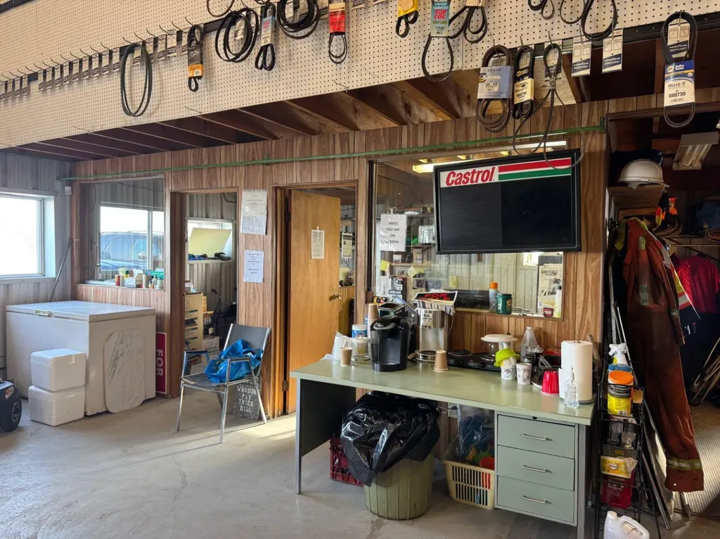 219 Railway Avenue SE Youngstown AB T0J3P0