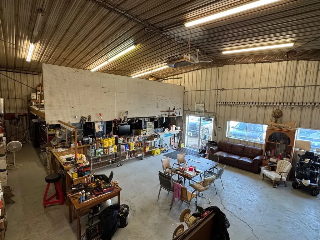 219 Railway Avenue SE Youngstown AB T0J3P0