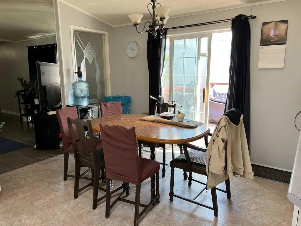 903 5 Avenue Fox Creek AB T0H 1P0