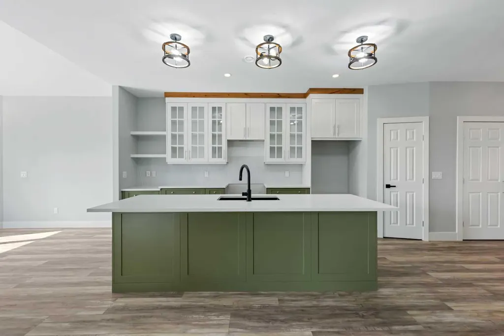610 4 Avenue SW Sundre AB T0M1X0