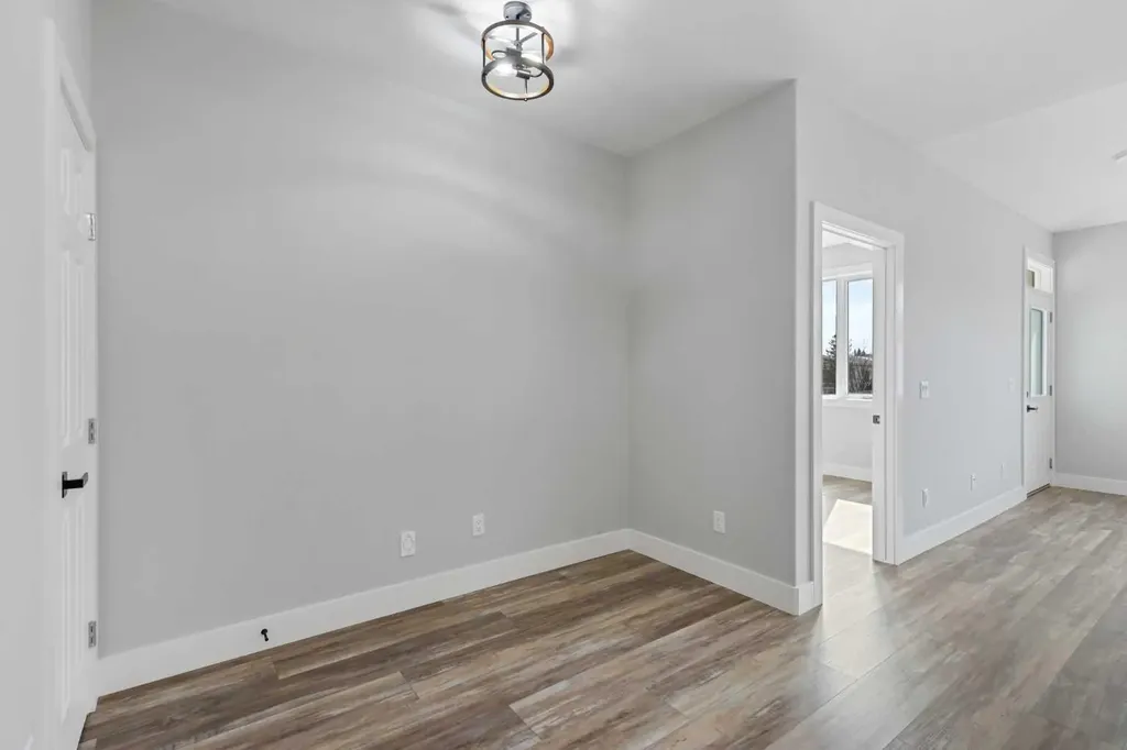 610 4 Avenue SW Sundre AB T0M1X0