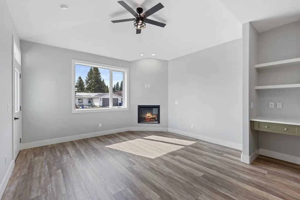 610 4 Avenue SW Sundre AB T0M1X0