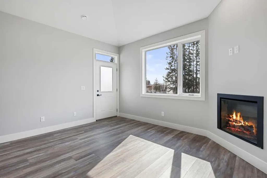 610 4 Avenue SW Sundre AB T0M1X0