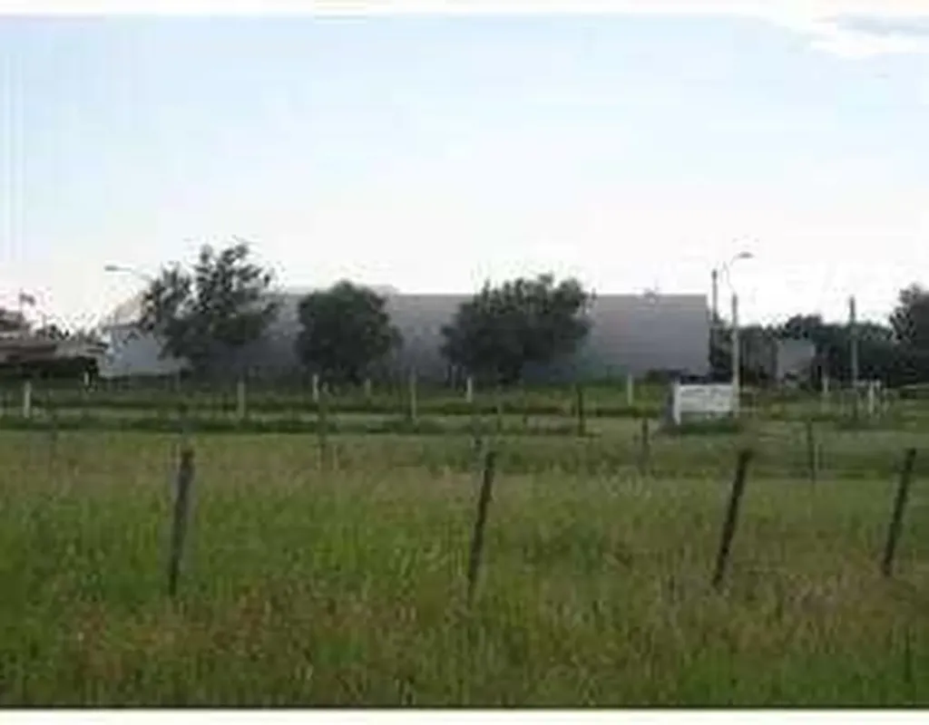 4440 76 Avenue NE Calgary AB T3J4G5
