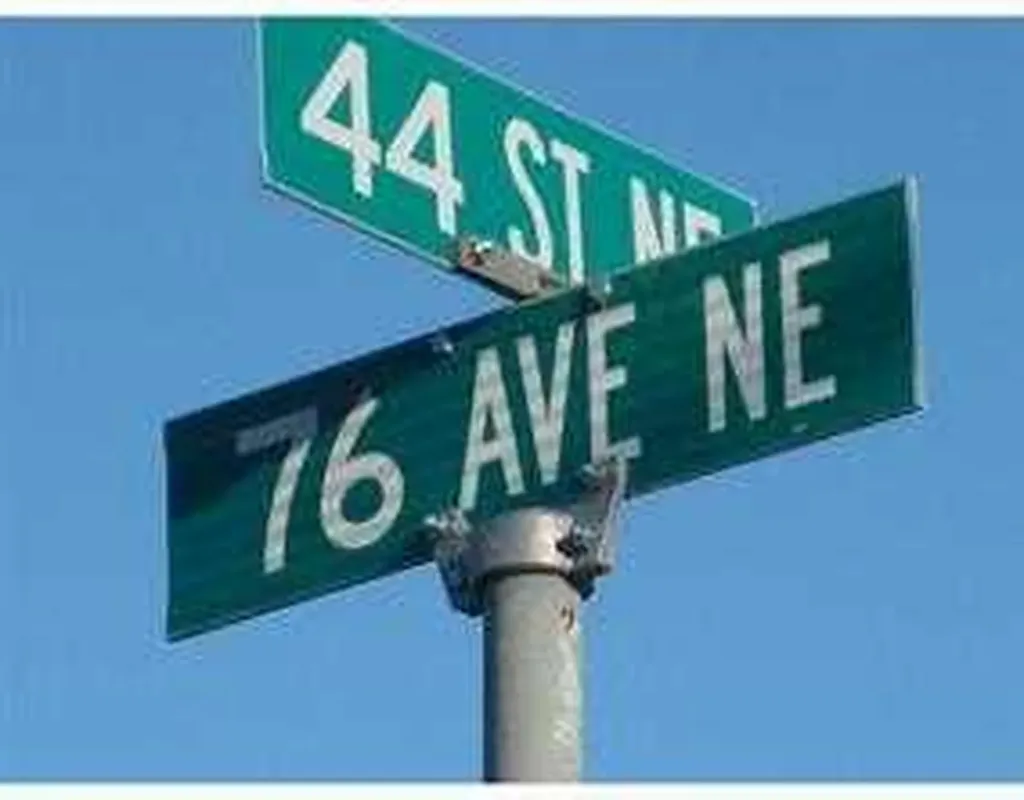 4440 76 Avenue NE Calgary AB T3J4G5