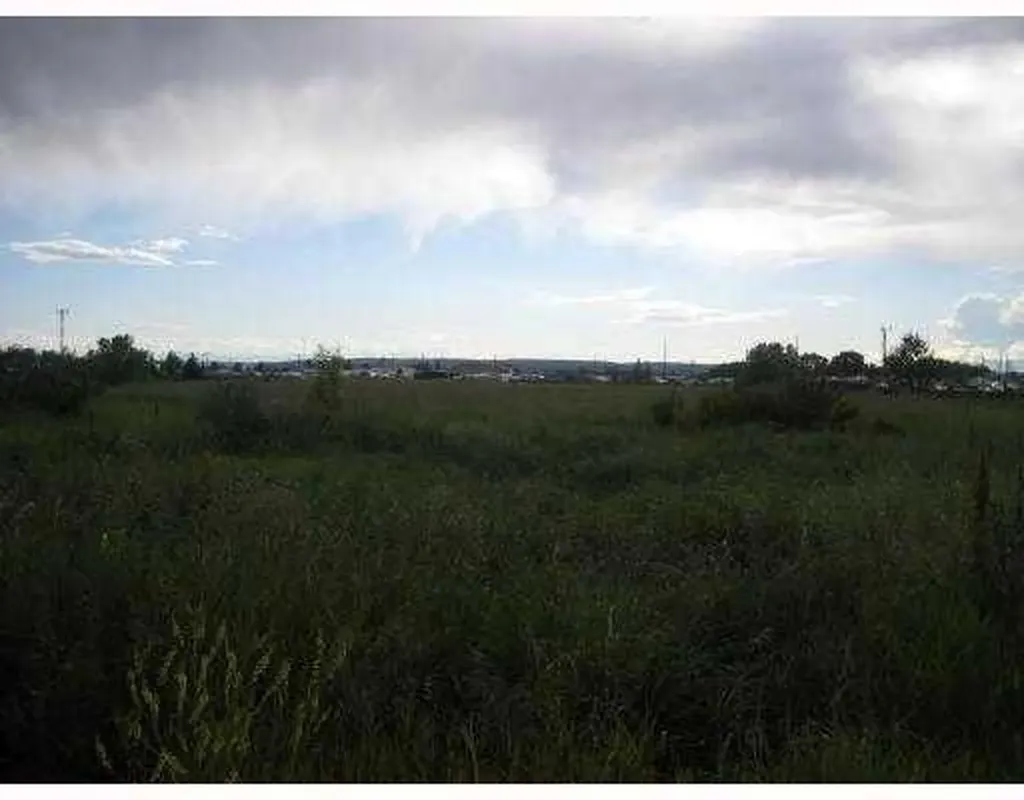 4440 76 Avenue NE Calgary AB T3J4G5