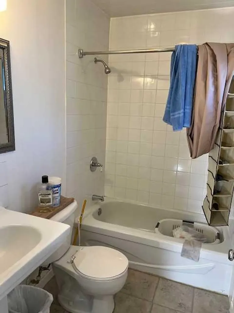 5015 51 Avenue Whitecourt AB T7S 1P4