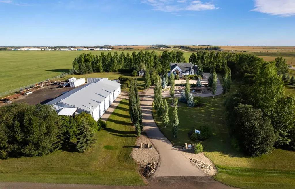 31542 Hwy 2a Rural Mountain View County AB T0M0W0