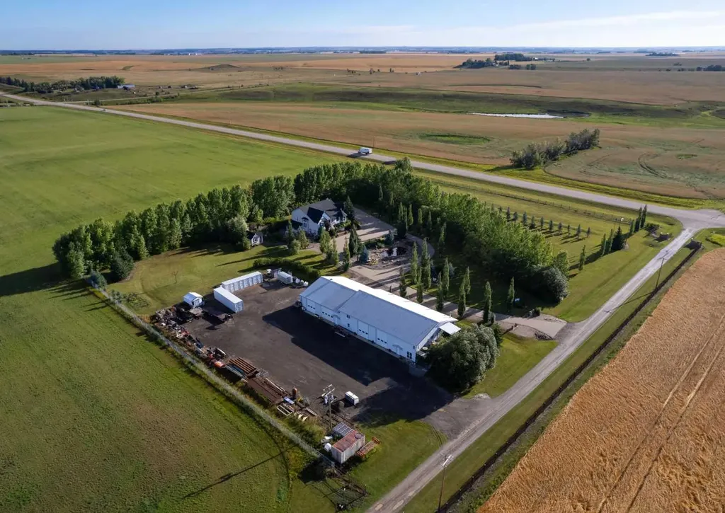 31542 Hwy 2a Rural Mountain View County AB T0M0W0