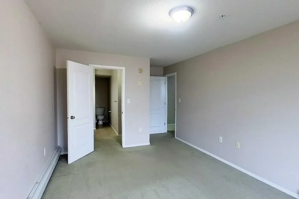 1615 41 Street Edson AB T7E 0A7