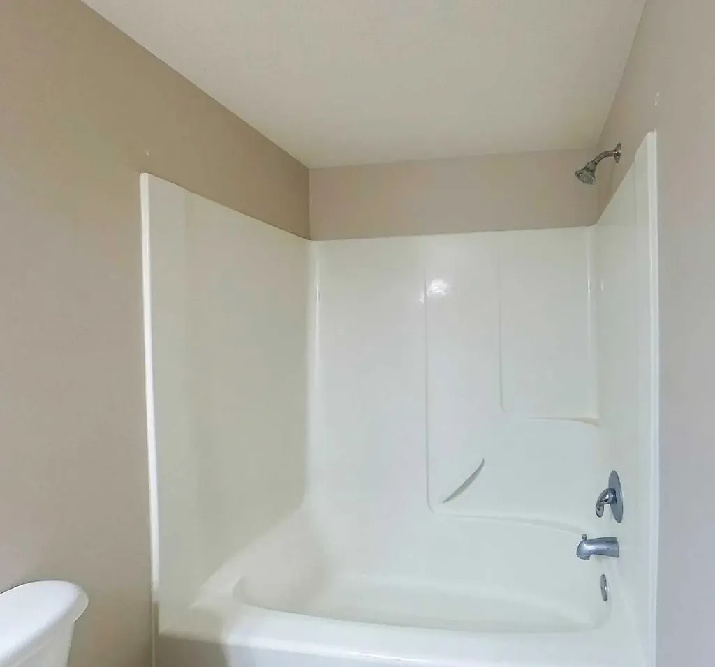 1615 41 Street Edson AB T7E 0A7