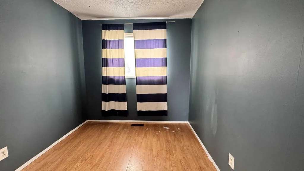 6551 Huntsbay Road NW Calgary AB T2K5R3