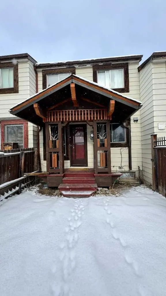 6551 Huntsbay Road NW Calgary AB T2K5R3