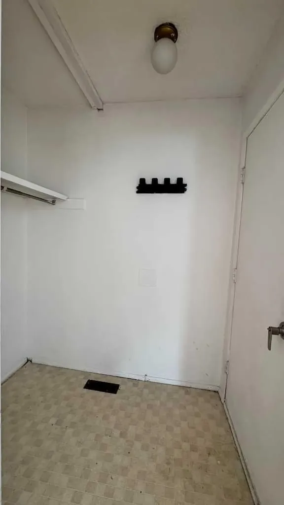 6551 Huntsbay Road NW Calgary AB T2K5R3