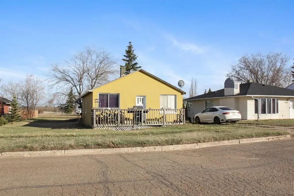 5313 50 Street Castor AB T0C 0X0