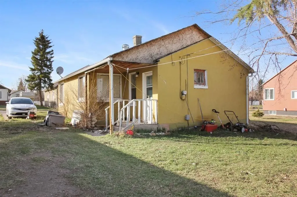 5313 50 Street Castor AB T0C 0X0