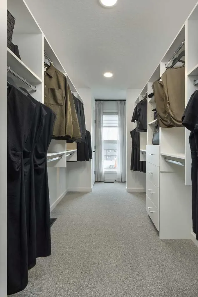 149 Mitchell Road NW Calgary AB T3R 2G7